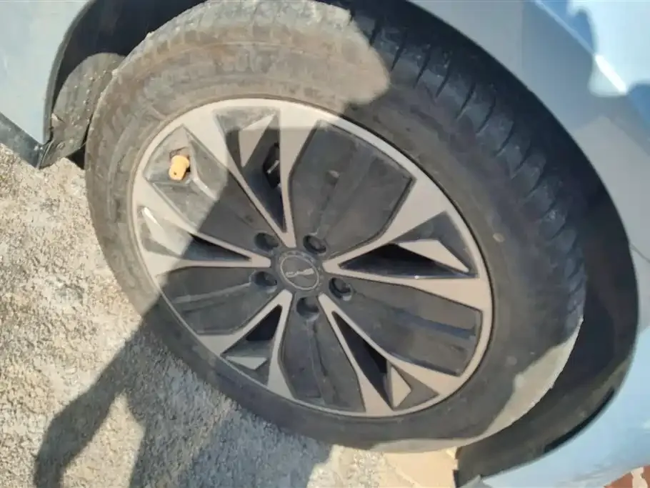BYD Seal — фото 4