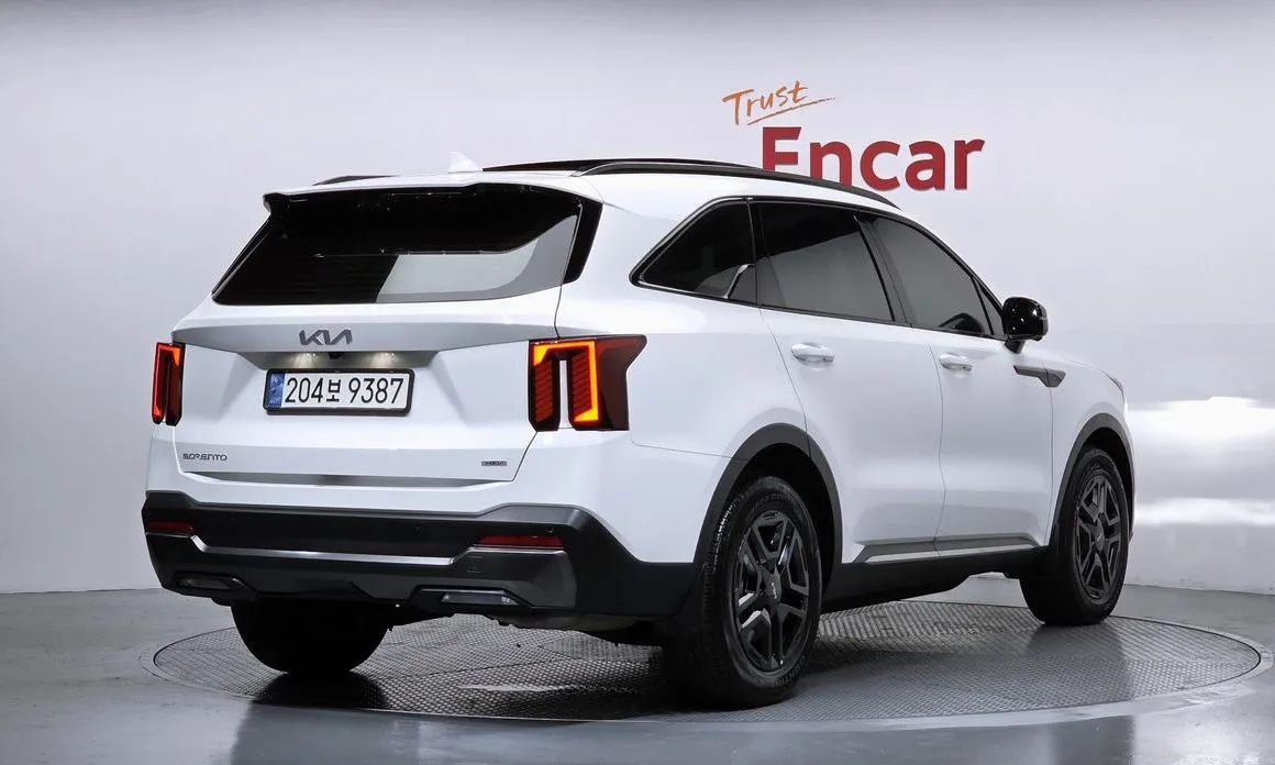 Kia Sorento — фото 4