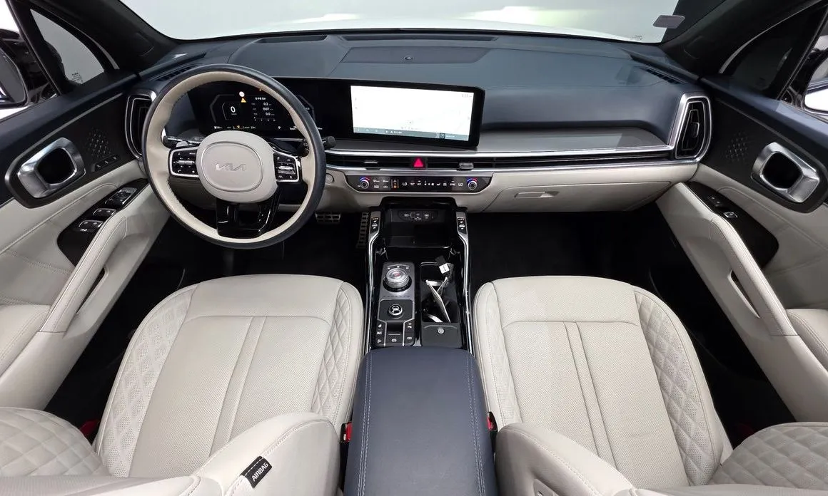 Kia Sorento — фото 8
