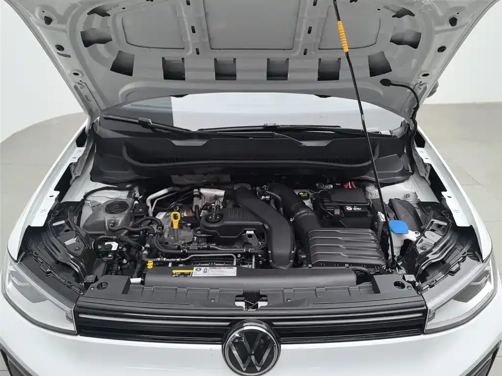 Volkswagen Tharu — фото 10