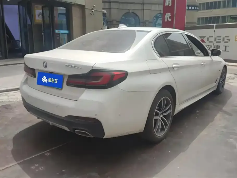 BMW 5 Series New Energy — фото 8