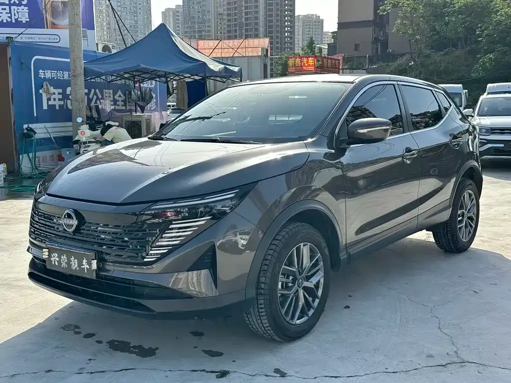 Nissan Qashqai — фото 1