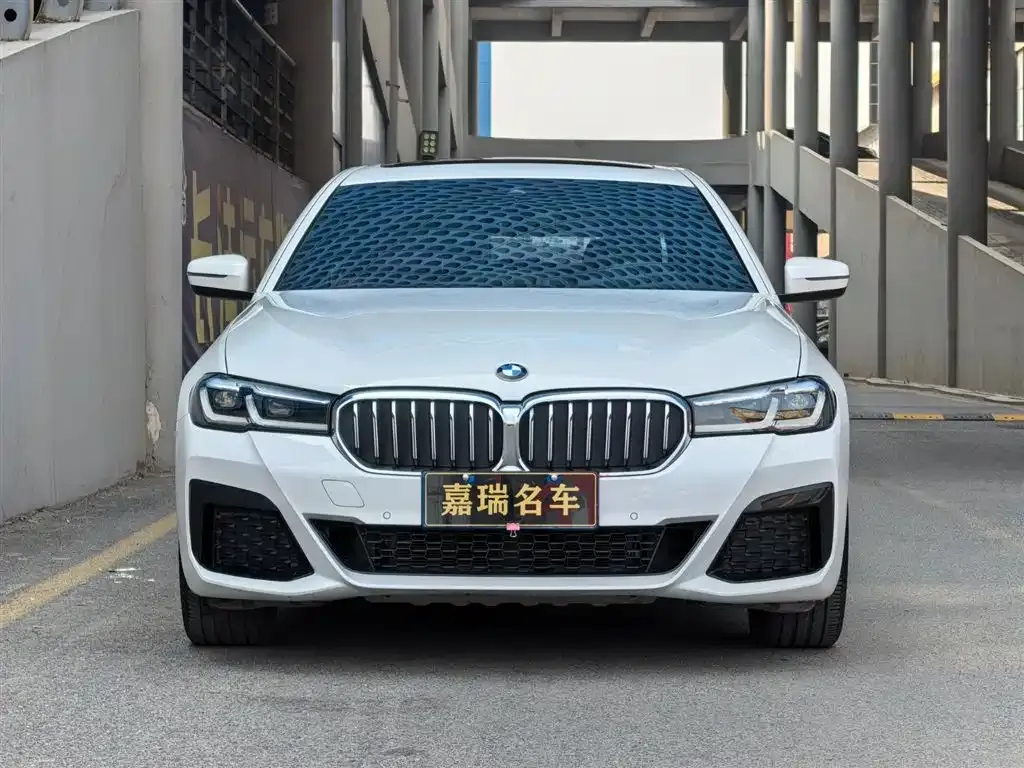 BMW 5 Series — фото 3