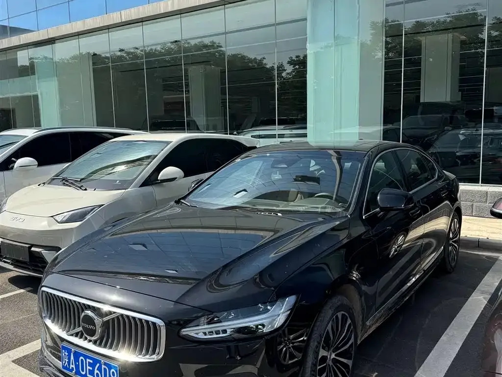Volvo S90 2025 из CN, фото 2