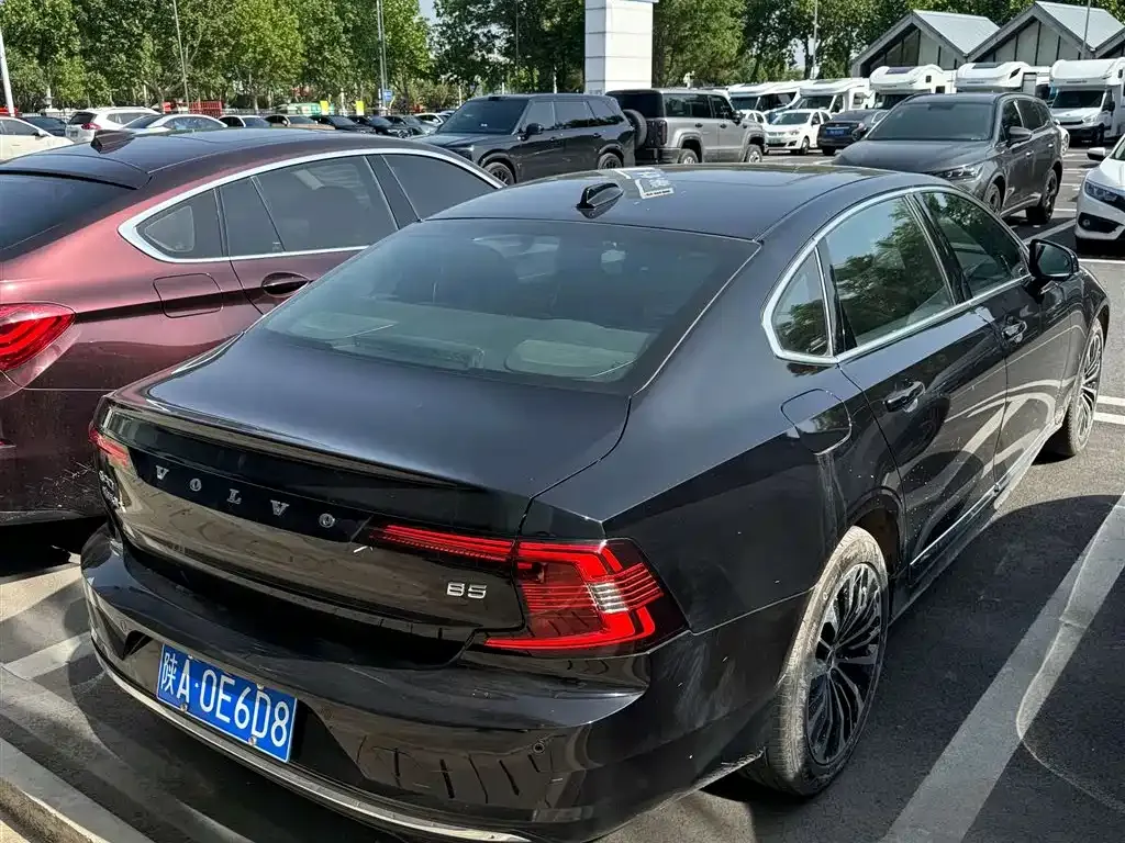 Volvo S90 2025 из CN, фото 5