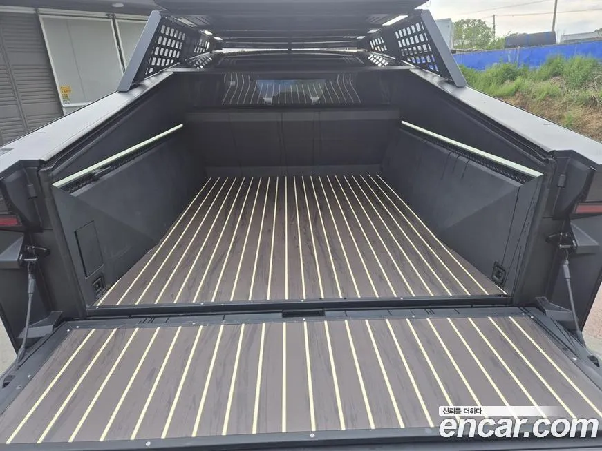 Tesla Cybertruck 2024 из KR, фото 2