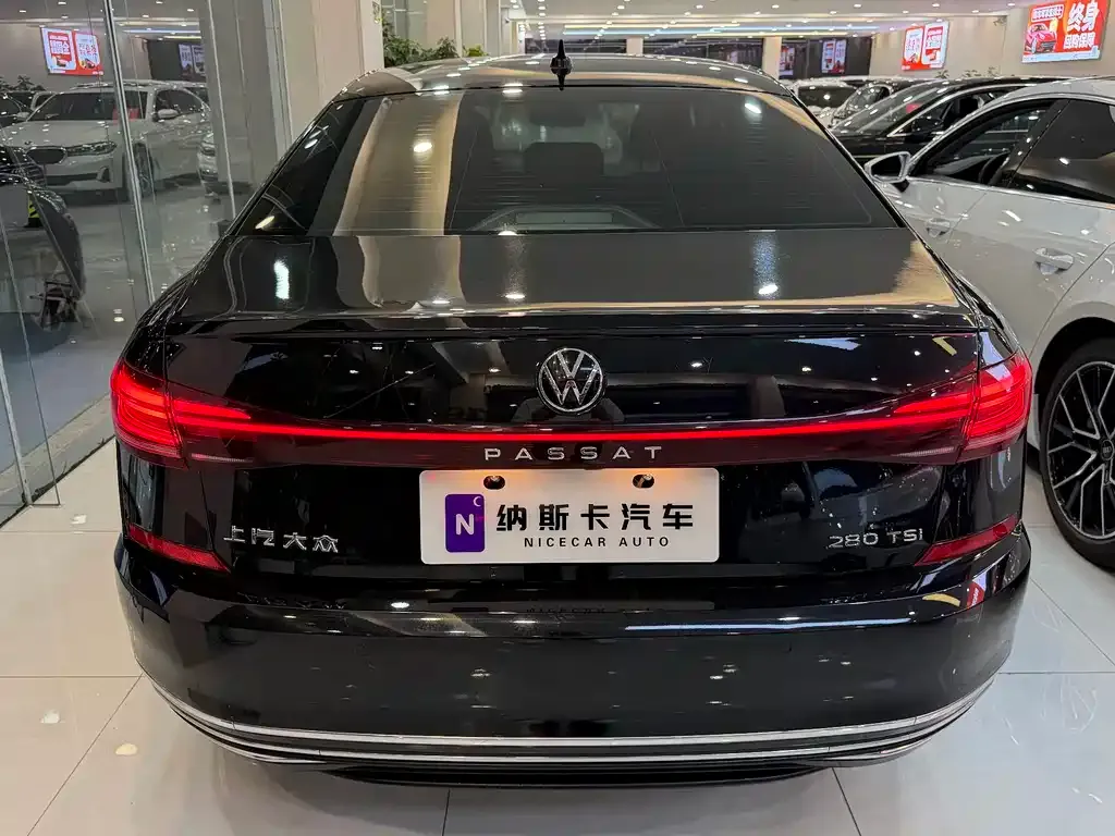 Volkswagen Passat — фото 7