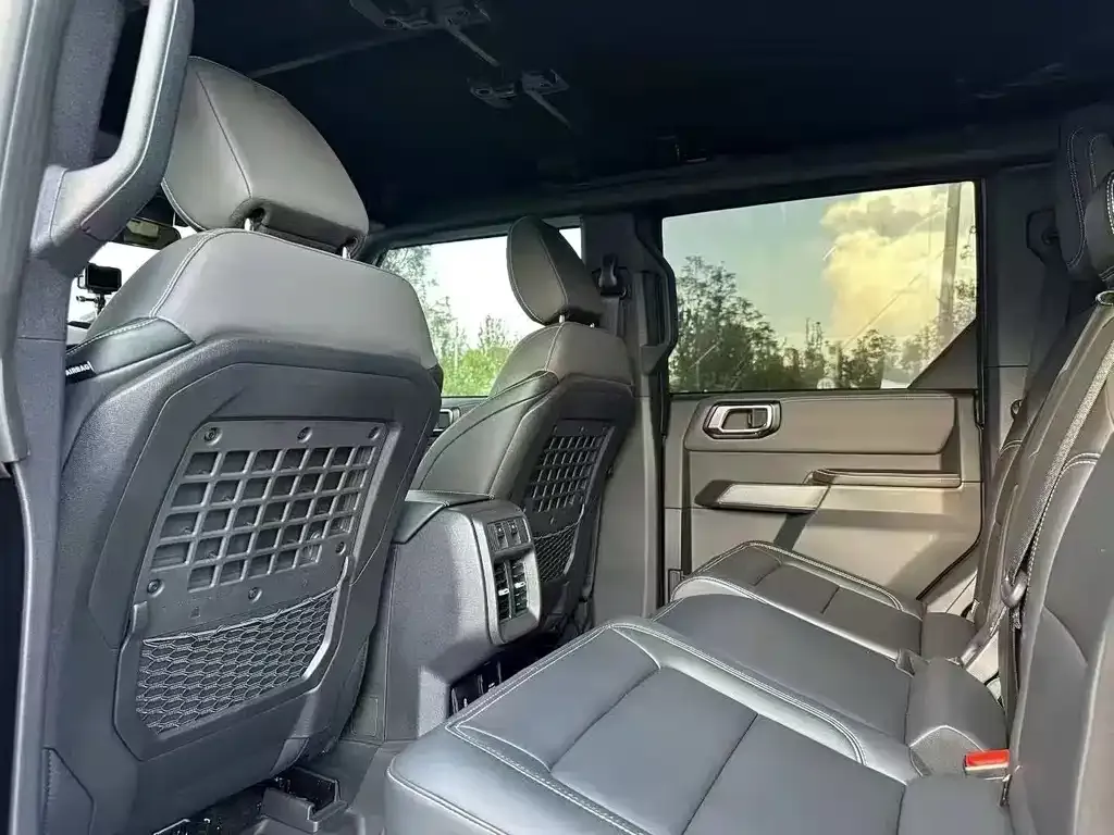 Ford Bronco 2025 из CN, фото 10