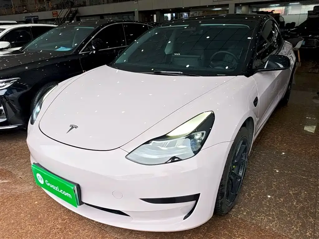 Tesla Model 3 — фото 7