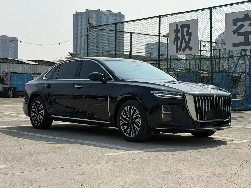 Hongqi H5 — фото 10