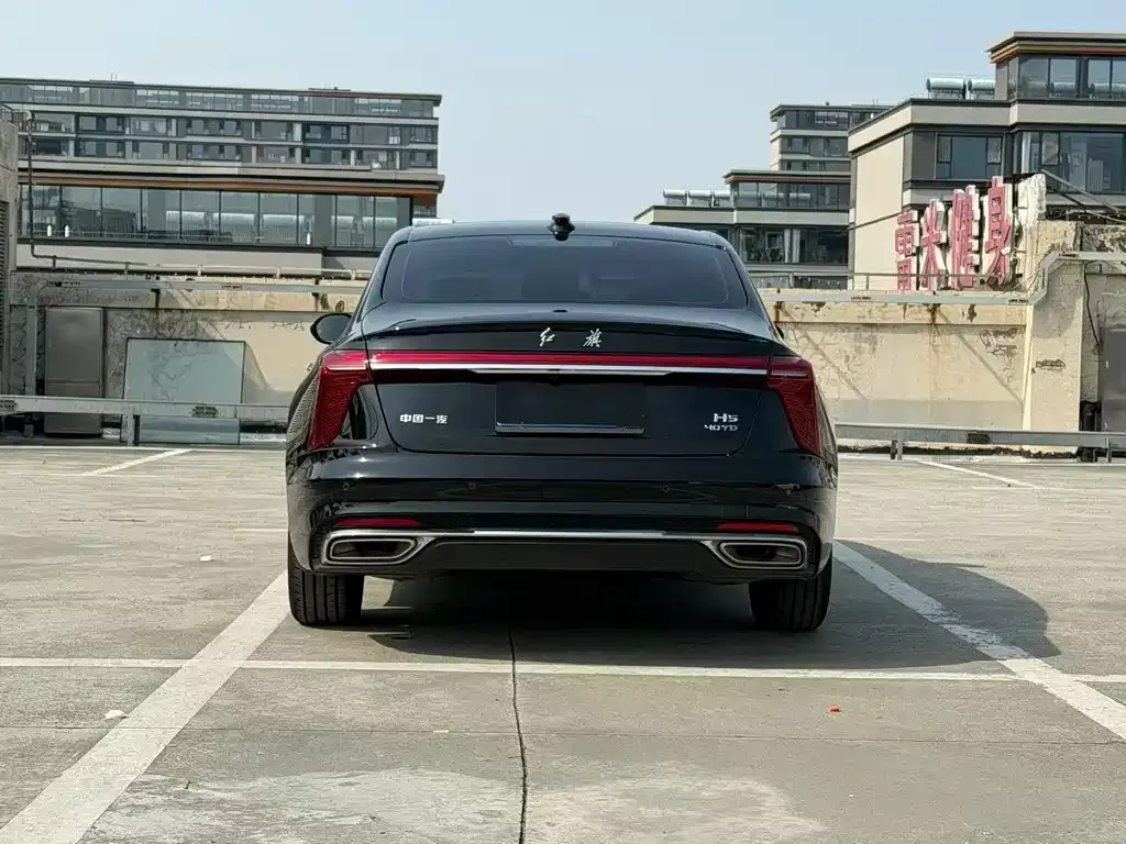 Hongqi H5 — фото 9