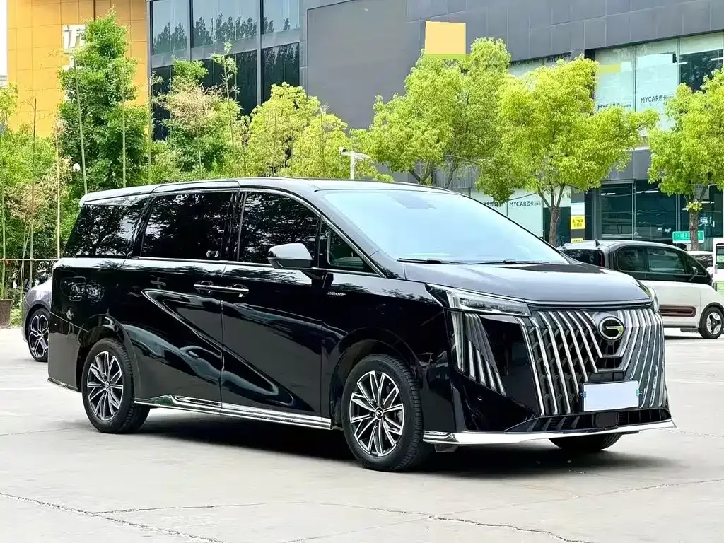 GAC Motor Trumpchi M8 — фото 1