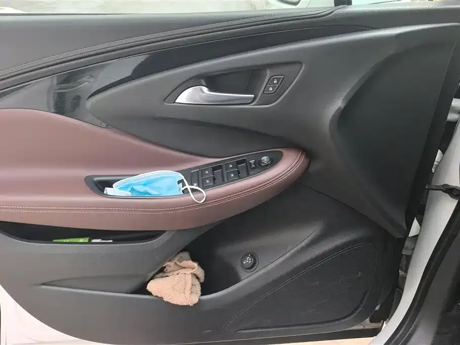Buick Envision Plus — фото 3