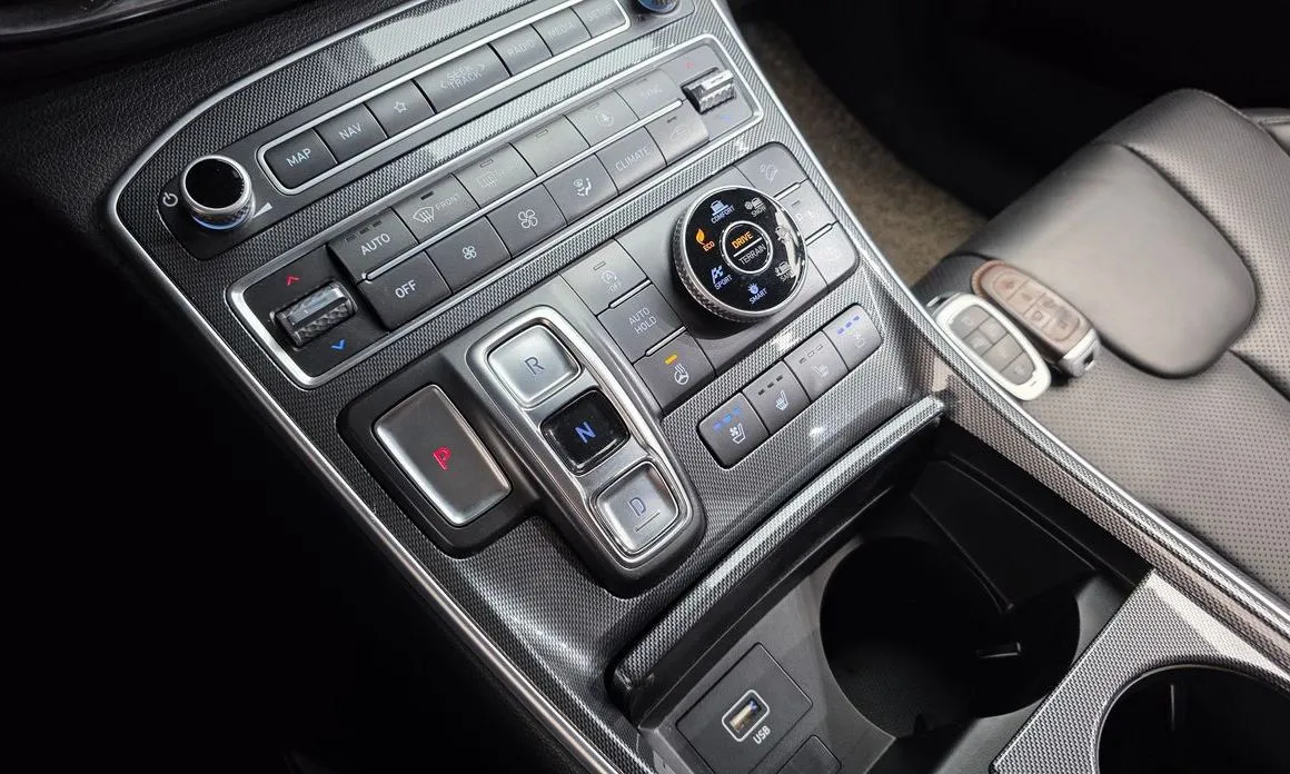 Hyundai Santafe — фото 4