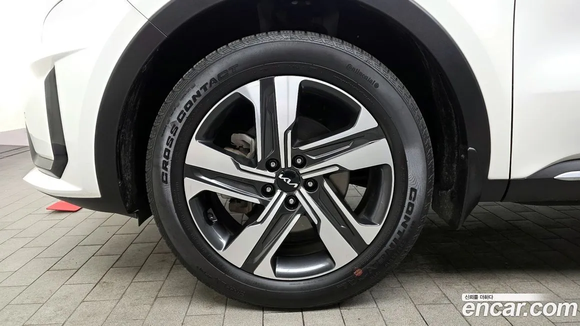 Kia Sorento — фото 10