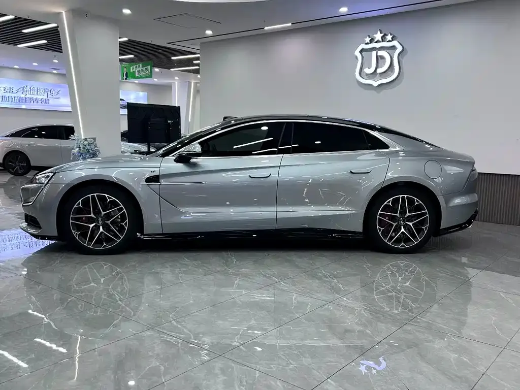 Yangwang 仰望U7 2025 из CN, фото 8