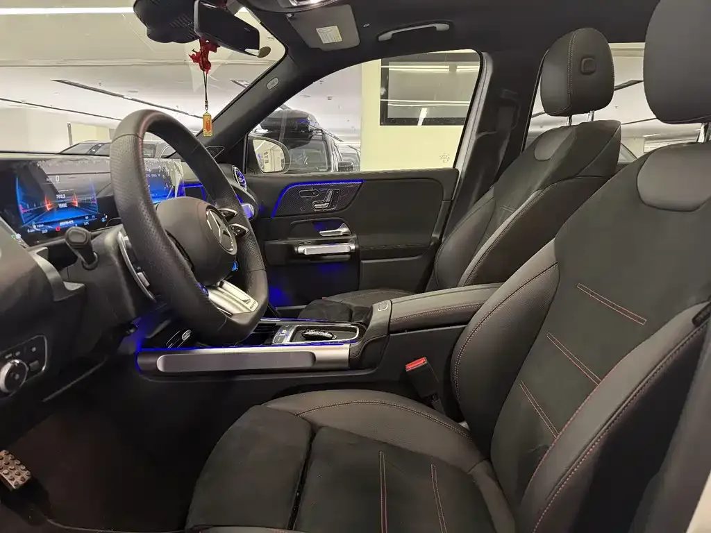 Mercedes-Benz GLB AMG — фото 4