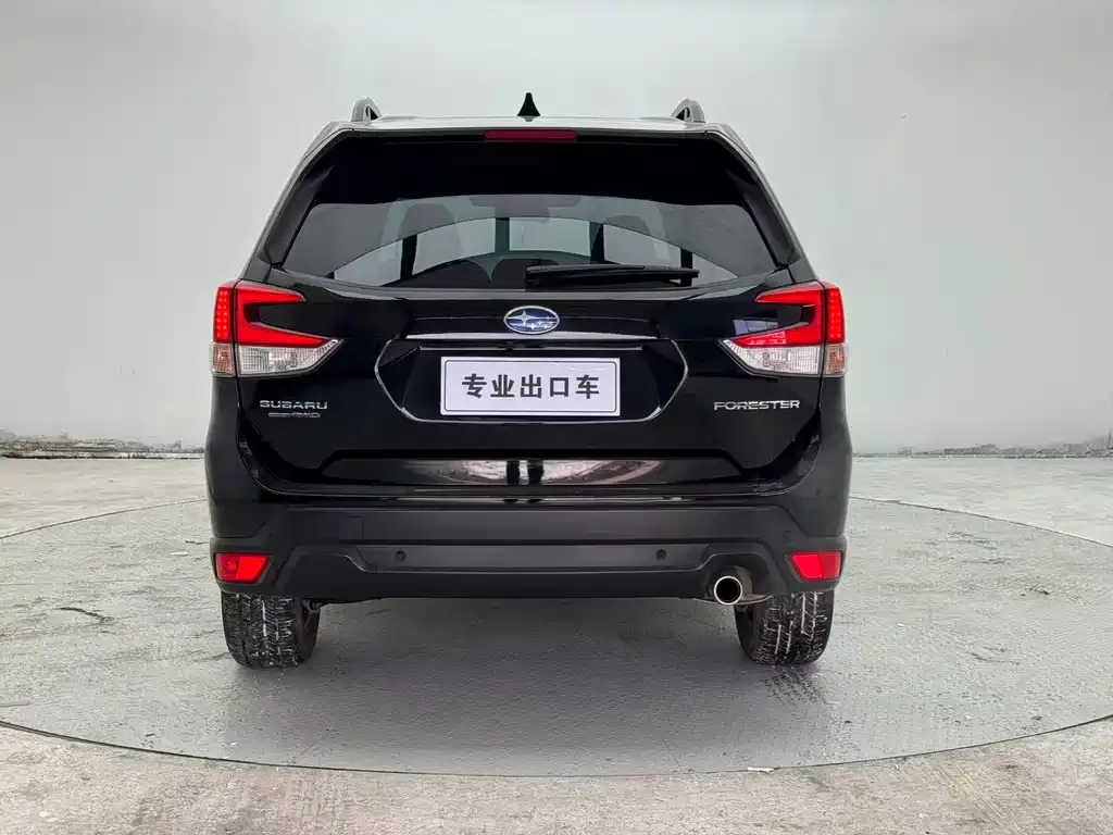 Subaru Forester 2022 из CN, фото 3