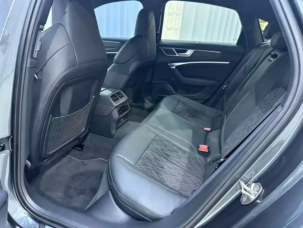 Audi S6 2022 из CN, фото 2