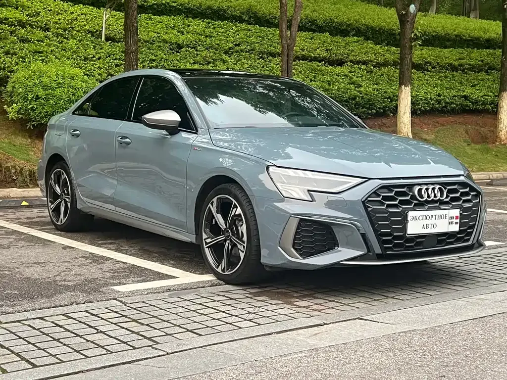 Audi A3 — фото 1