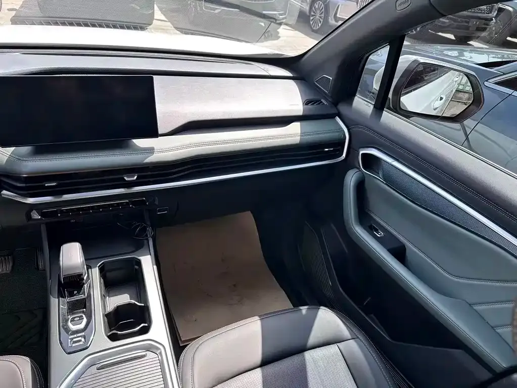 Geely Haoyue L 2023 из CN, фото 3