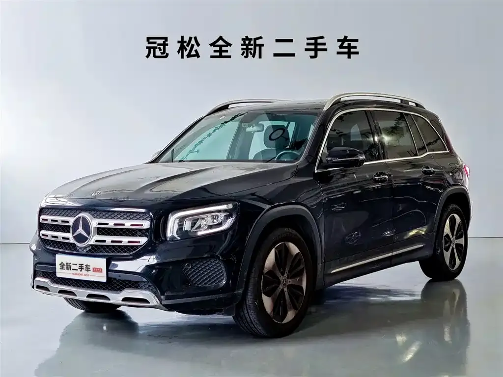 Mercedes-Benz GLB — фото 1