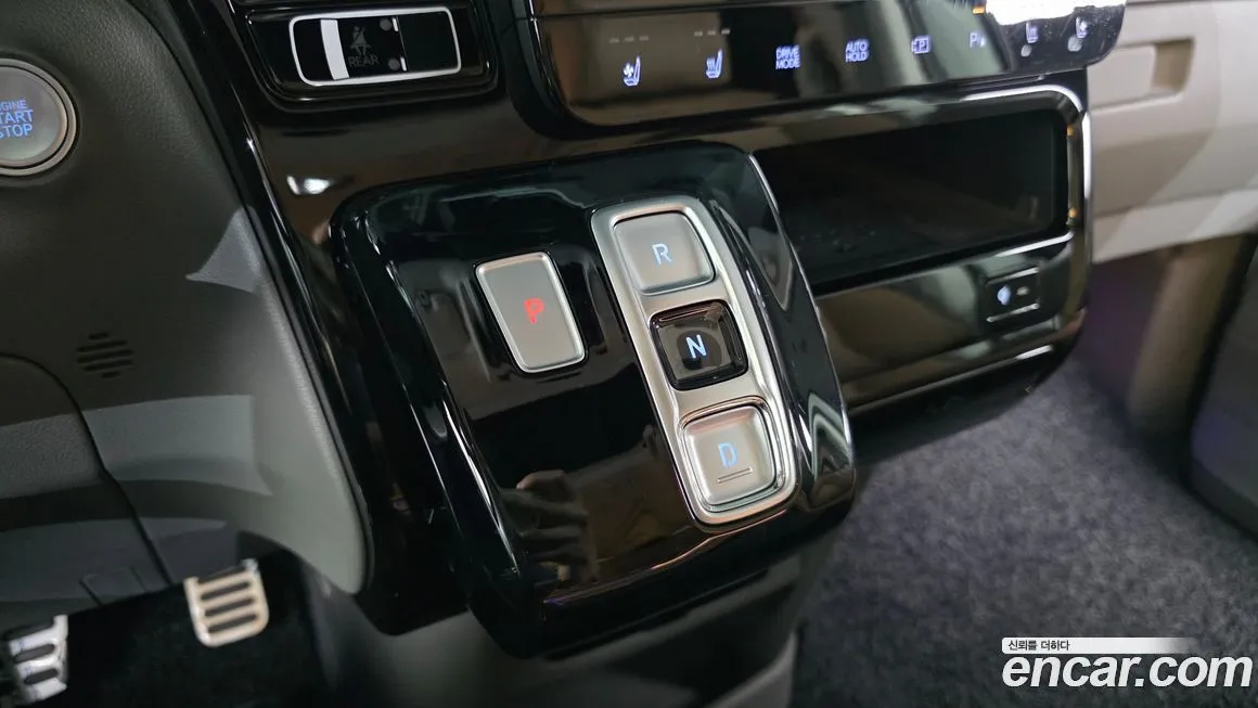 Hyundai Staria — фото 4