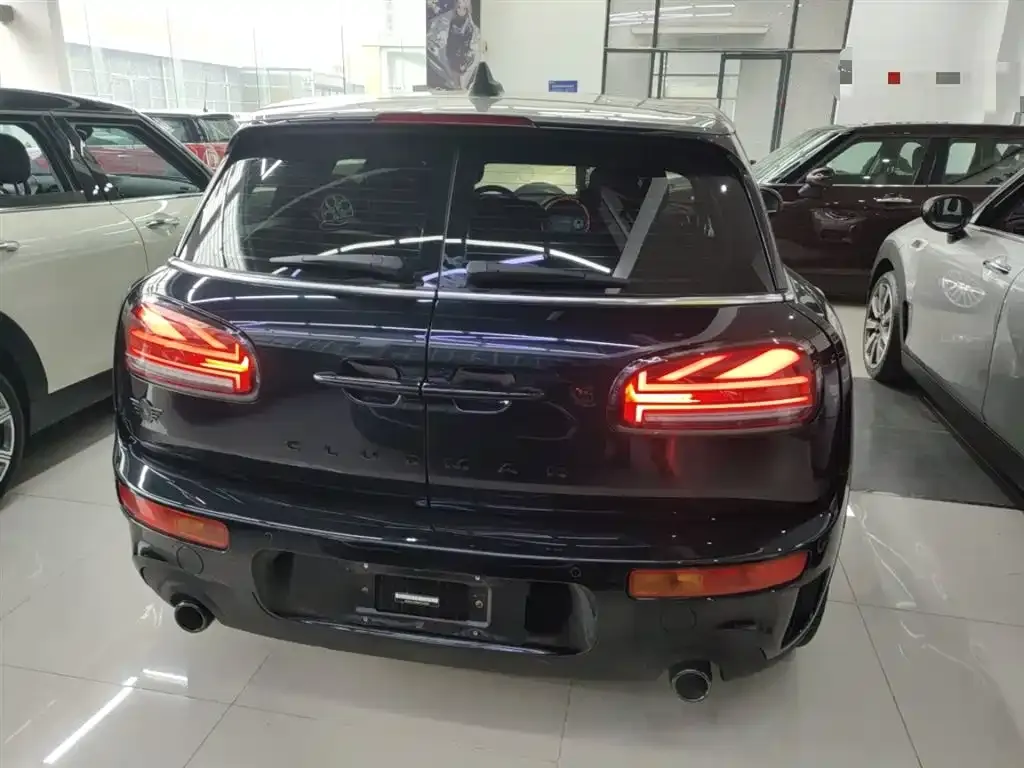 MINI Clubman — фото 10