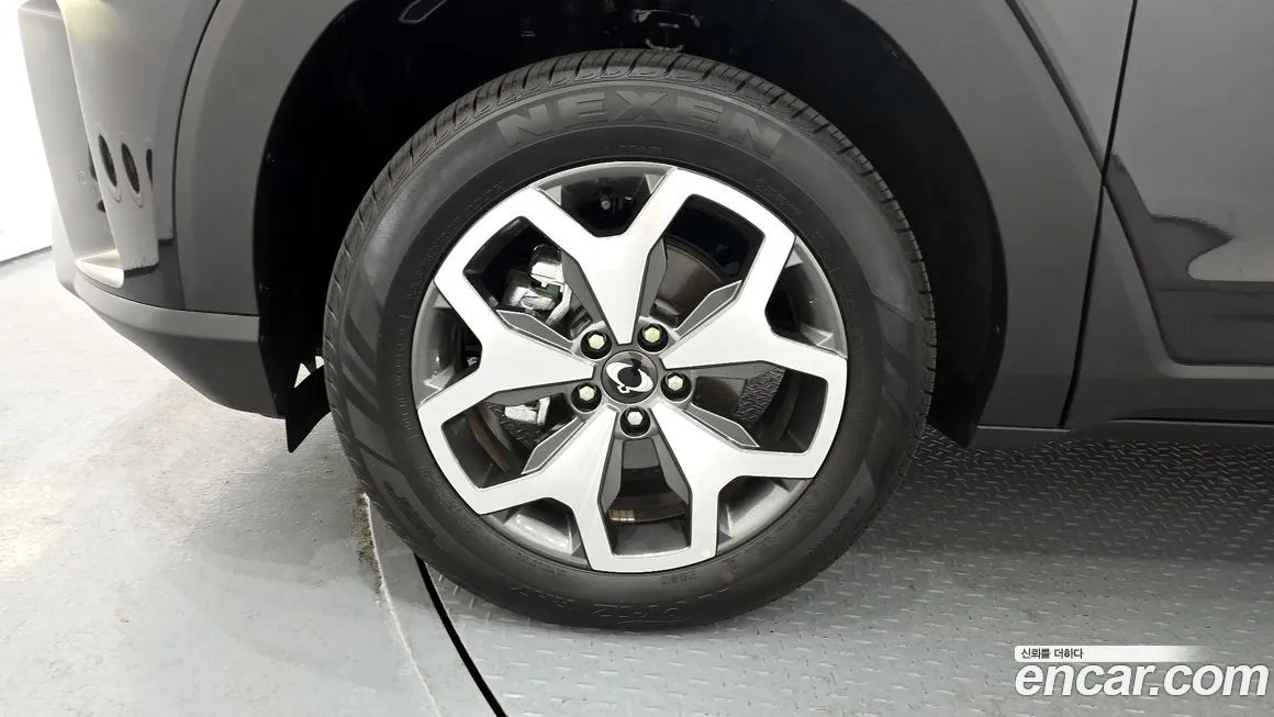 KG Mobility (Ssangyong) Torres — фото 5