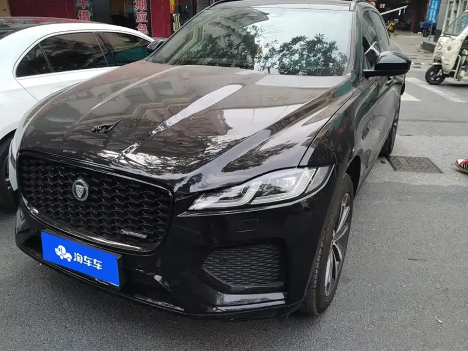 Jaguar F-PACE — фото 1