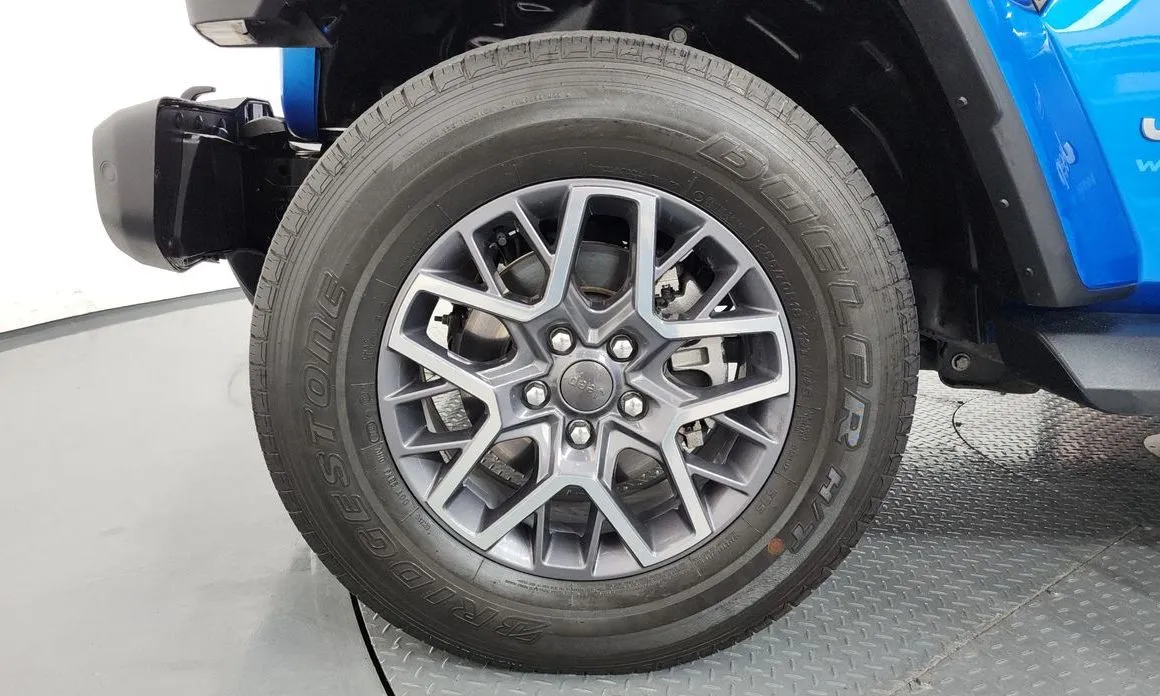 Jeep Wrangler 2021 из KR, фото 4
