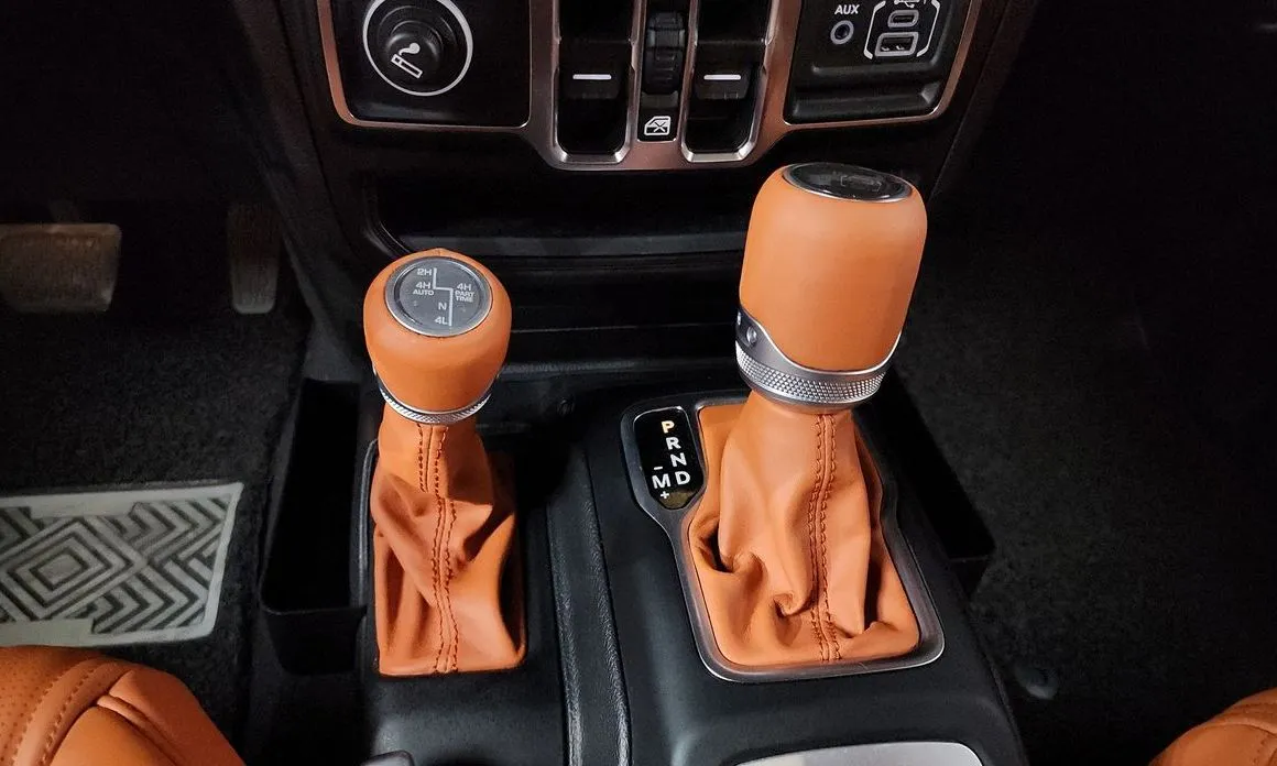 Jeep Wrangler 2021 из KR, фото 8