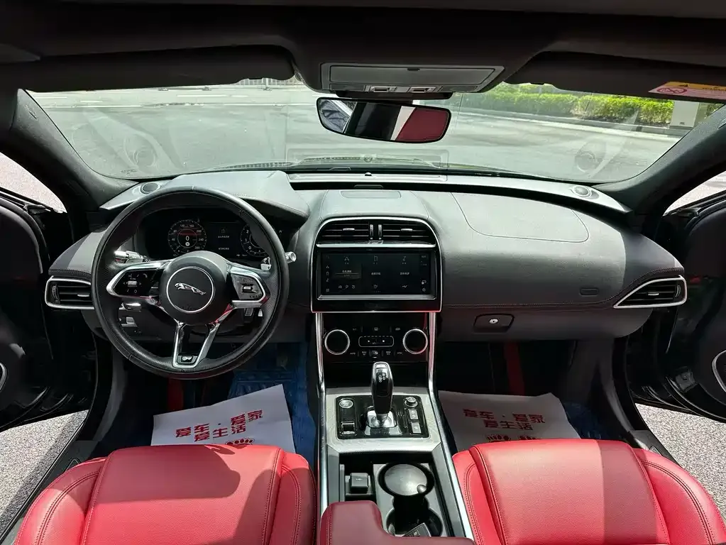 Jaguar XEL 2023 из CN, фото 6