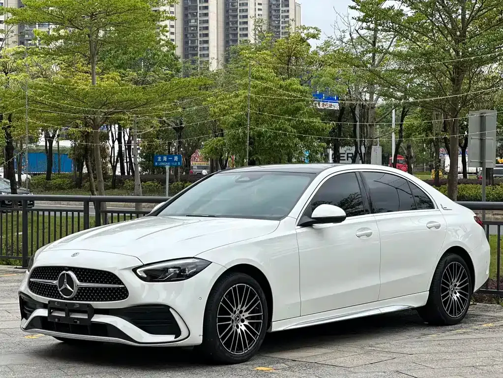 Mercedes-Benz C-Class — фото 1