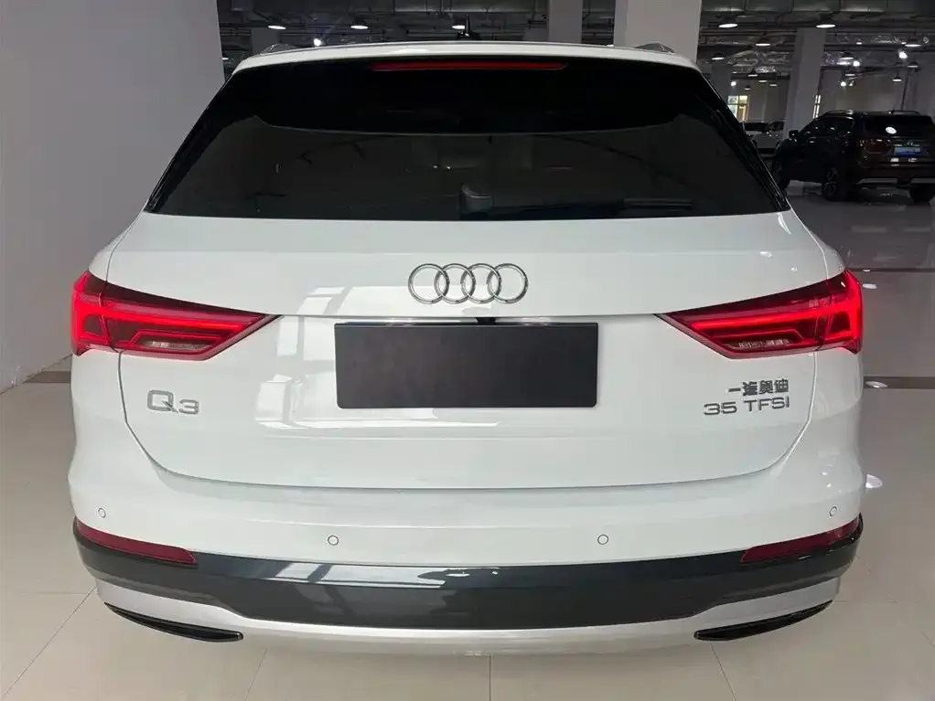 Audi Q3 — фото 4