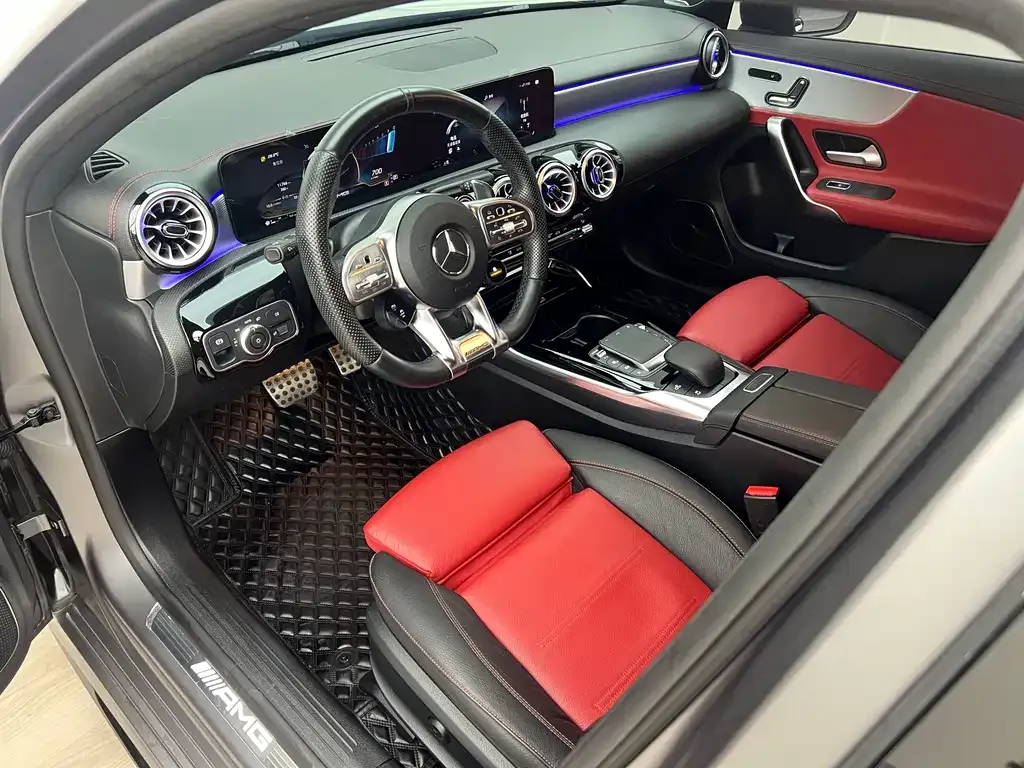 Mercedes-Benz A-Class AMG — фото 10