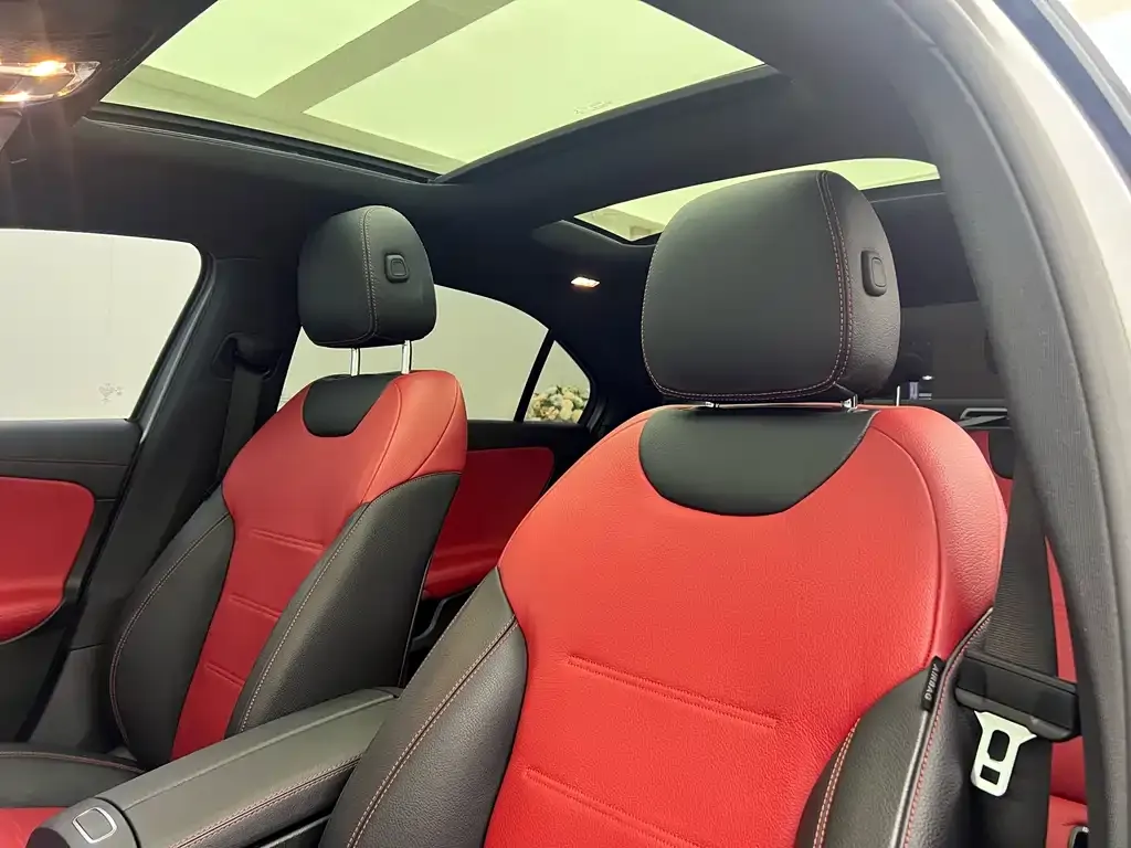 Mercedes-Benz A-Class AMG — фото 5
