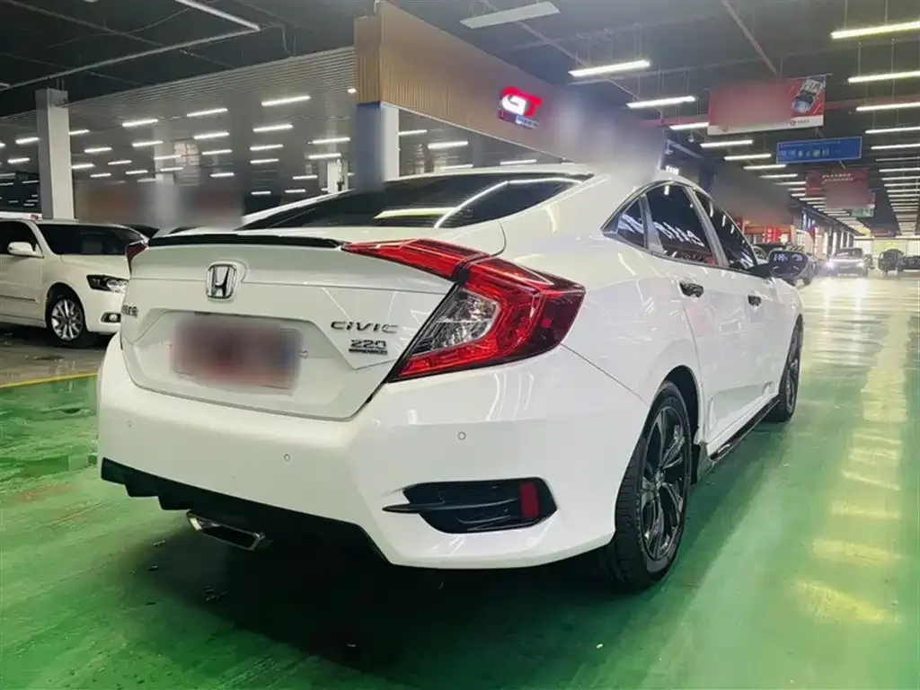Honda Civic — фото 6