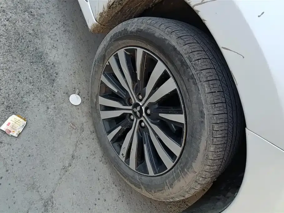 Mitsubishi Outlander 2022 из CN, фото 7
