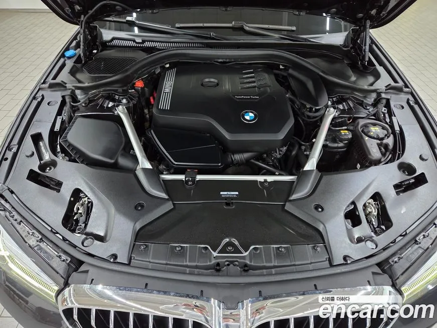 BMW 5-Series 2022 из KR, фото 10