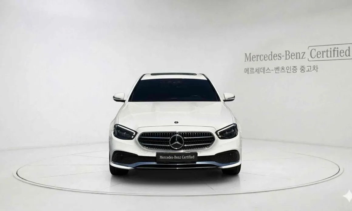 Mercedes-Benz E-Class — фото 2