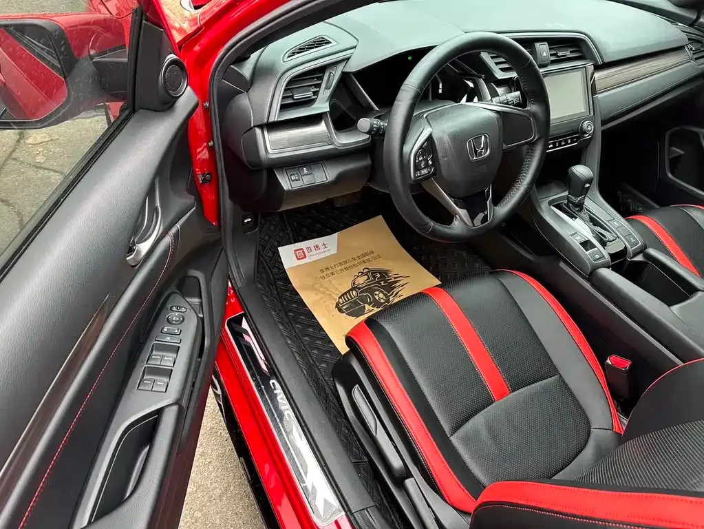 Honda Civic — фото 7