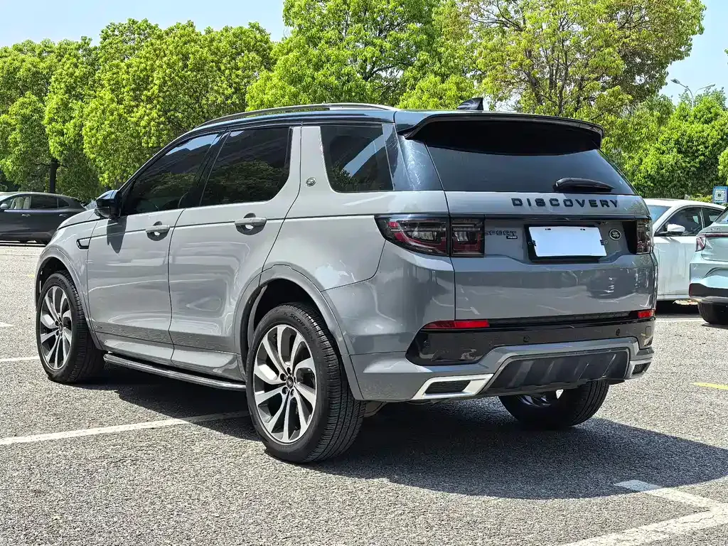 Land Rover Discovery Sport — фото 10