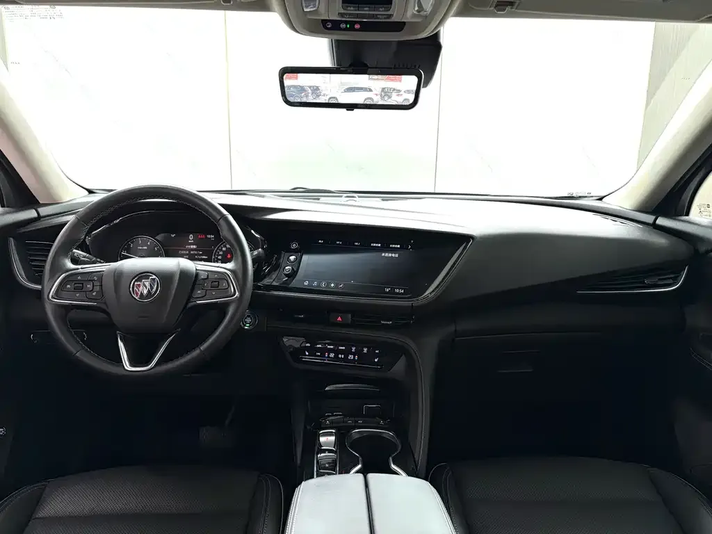 Buick Envision Plus — фото 9