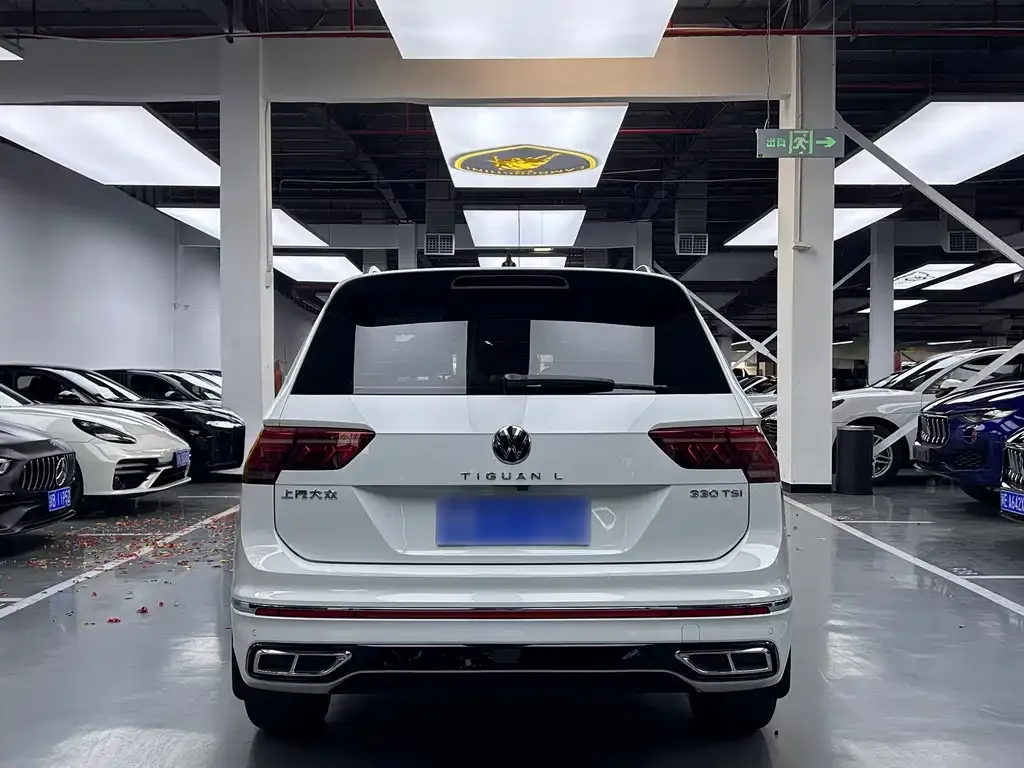 Volkswagen Tiguan L — фото 4