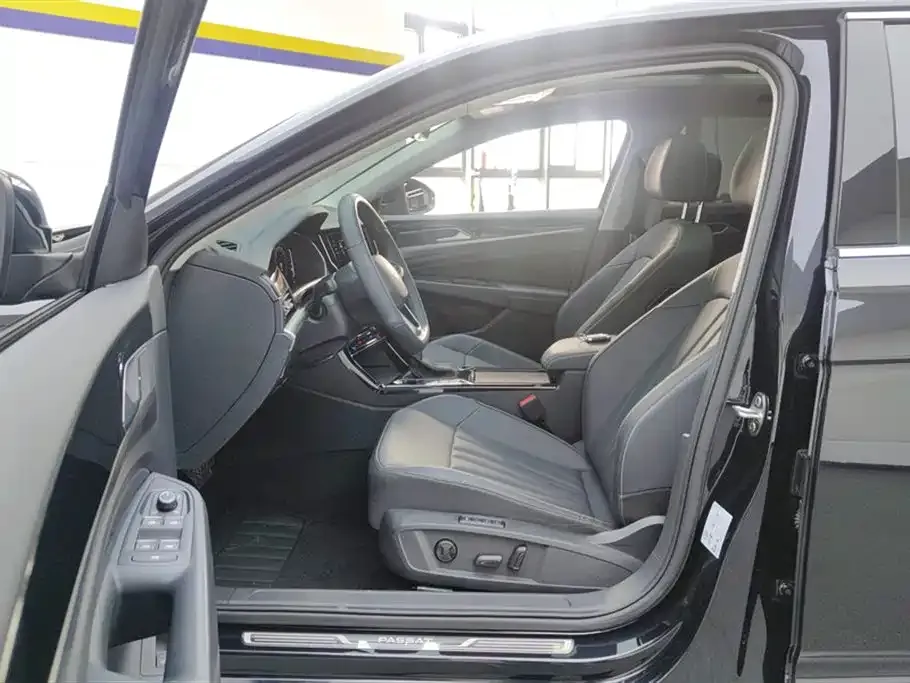 Volkswagen Passat — фото 5