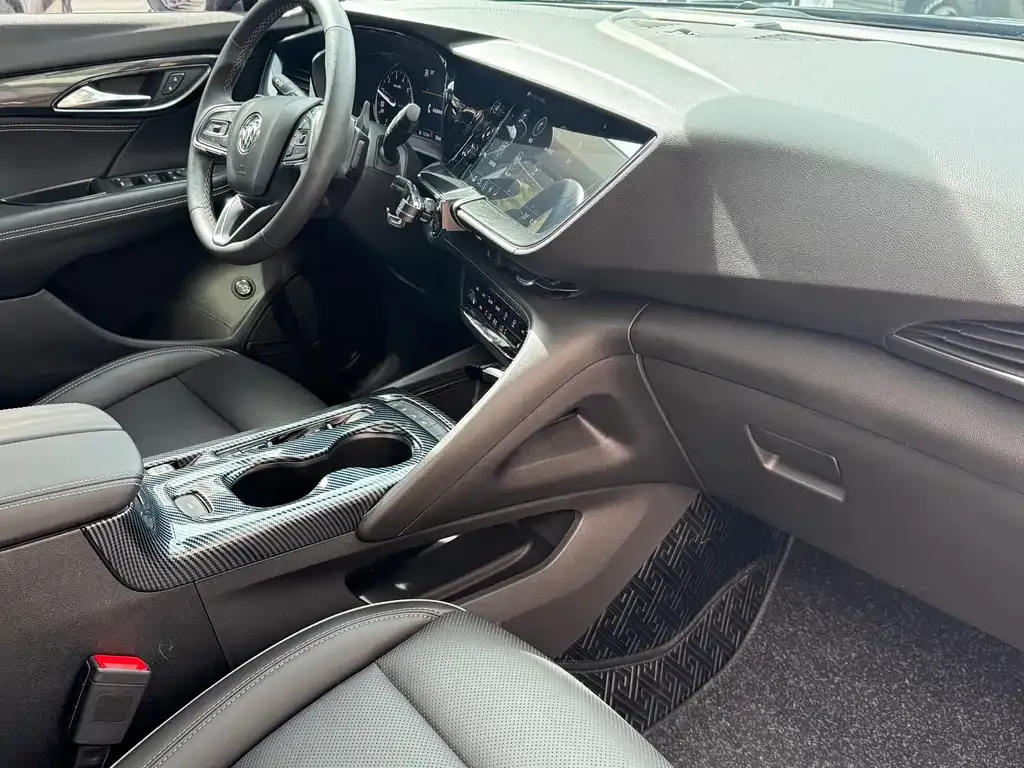 Buick Envision Plus — фото 10