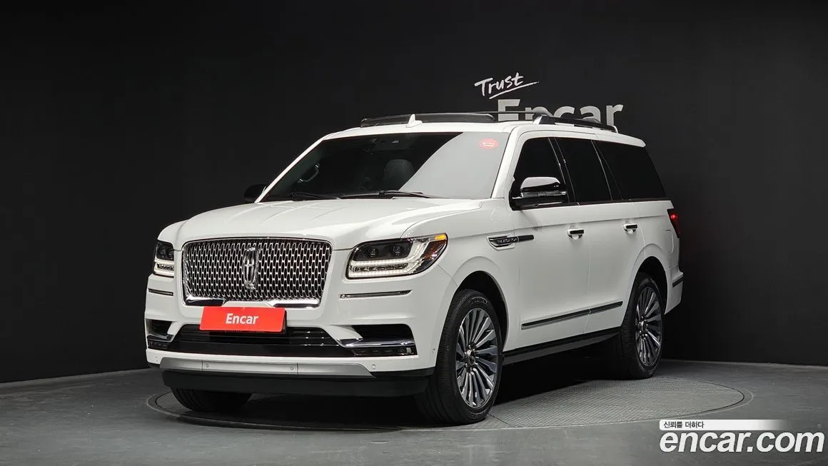 Lincoln Navigator