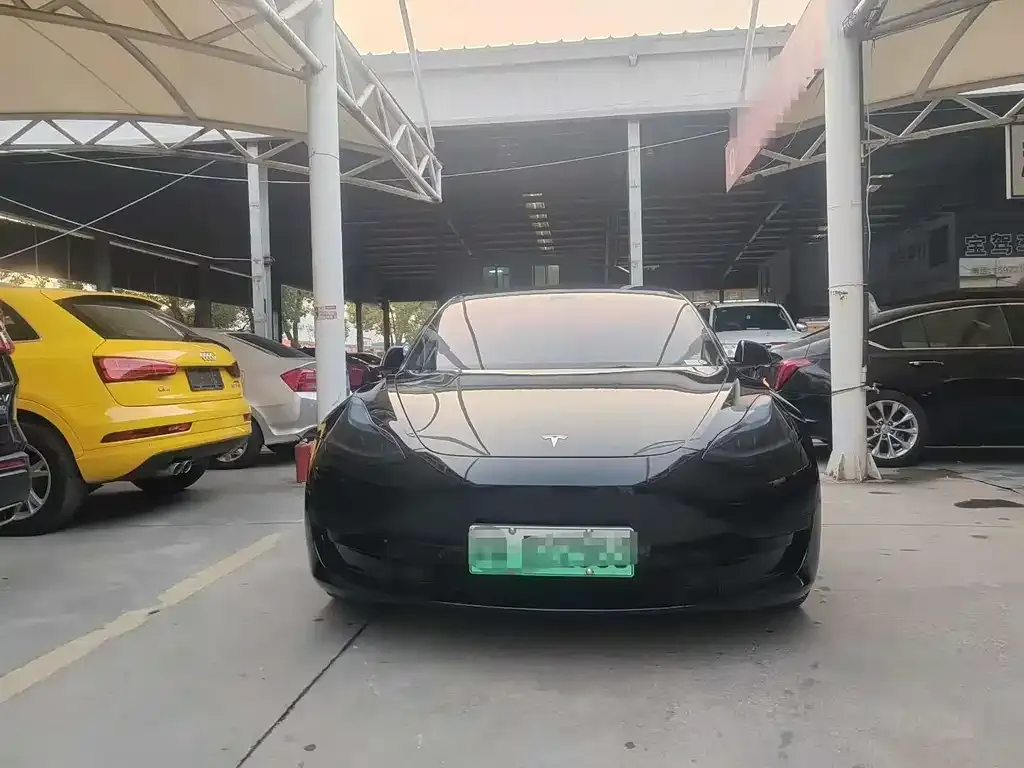 Tesla Model 3 — фото 6