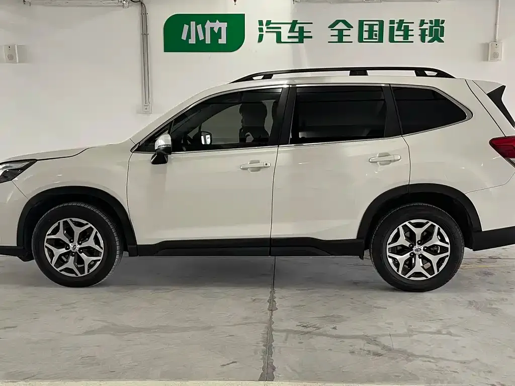 Subaru Forester — фото 5